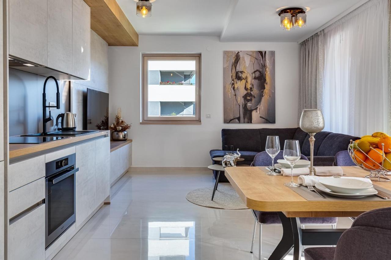 Diamond Two Bedroom Apartment Задар Екстериор снимка