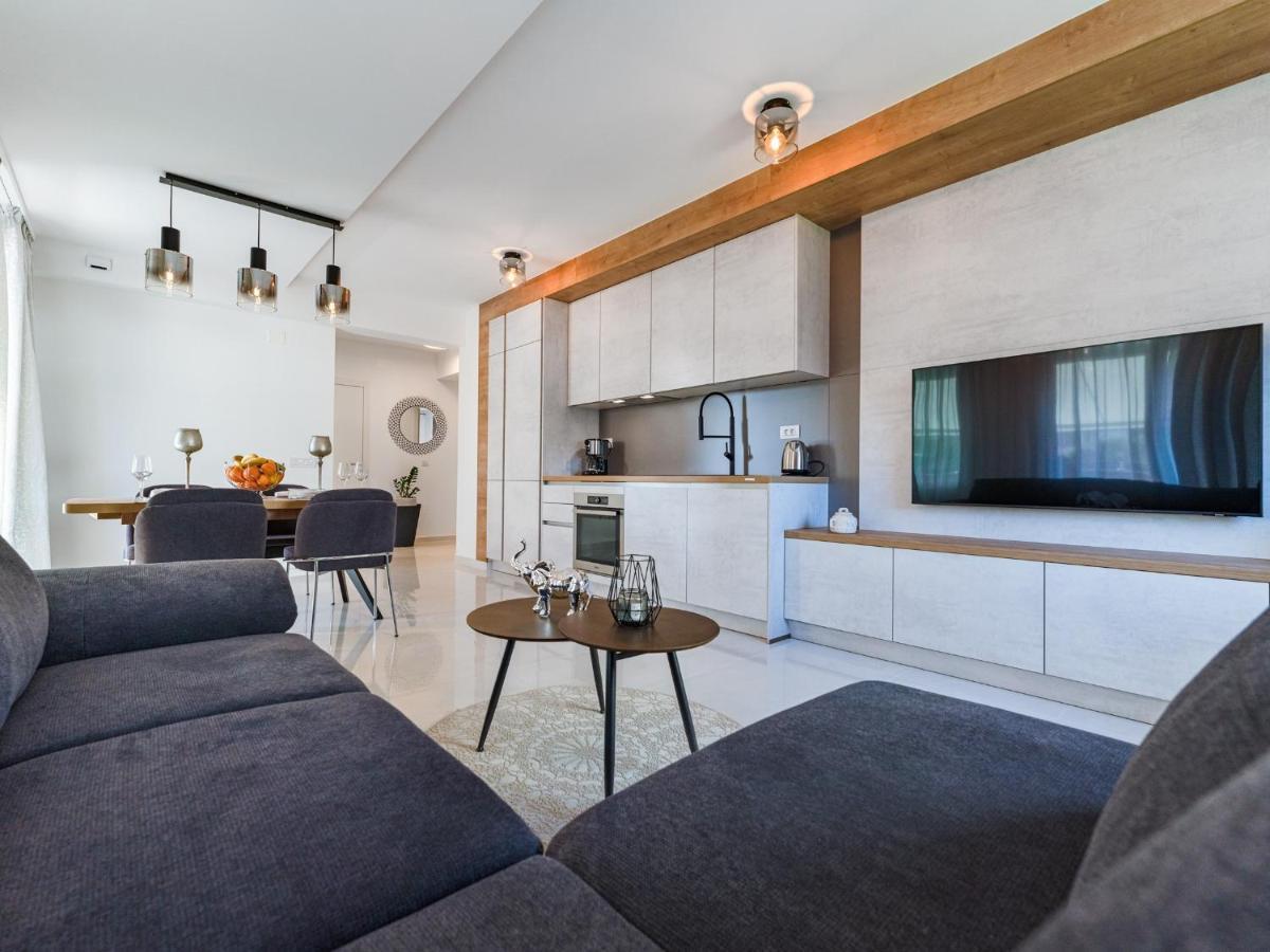 Diamond Two Bedroom Apartment Задар Екстериор снимка