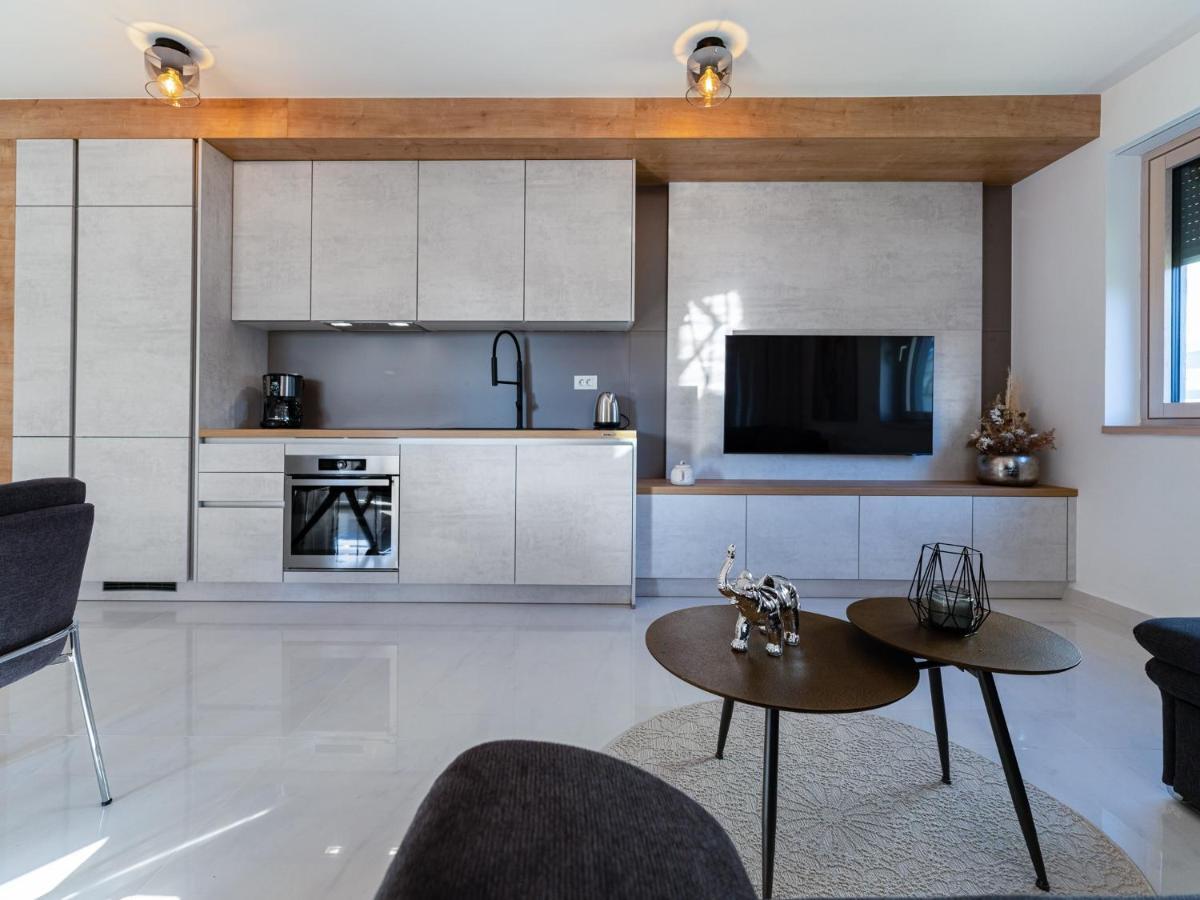 Diamond Two Bedroom Apartment Задар Екстериор снимка